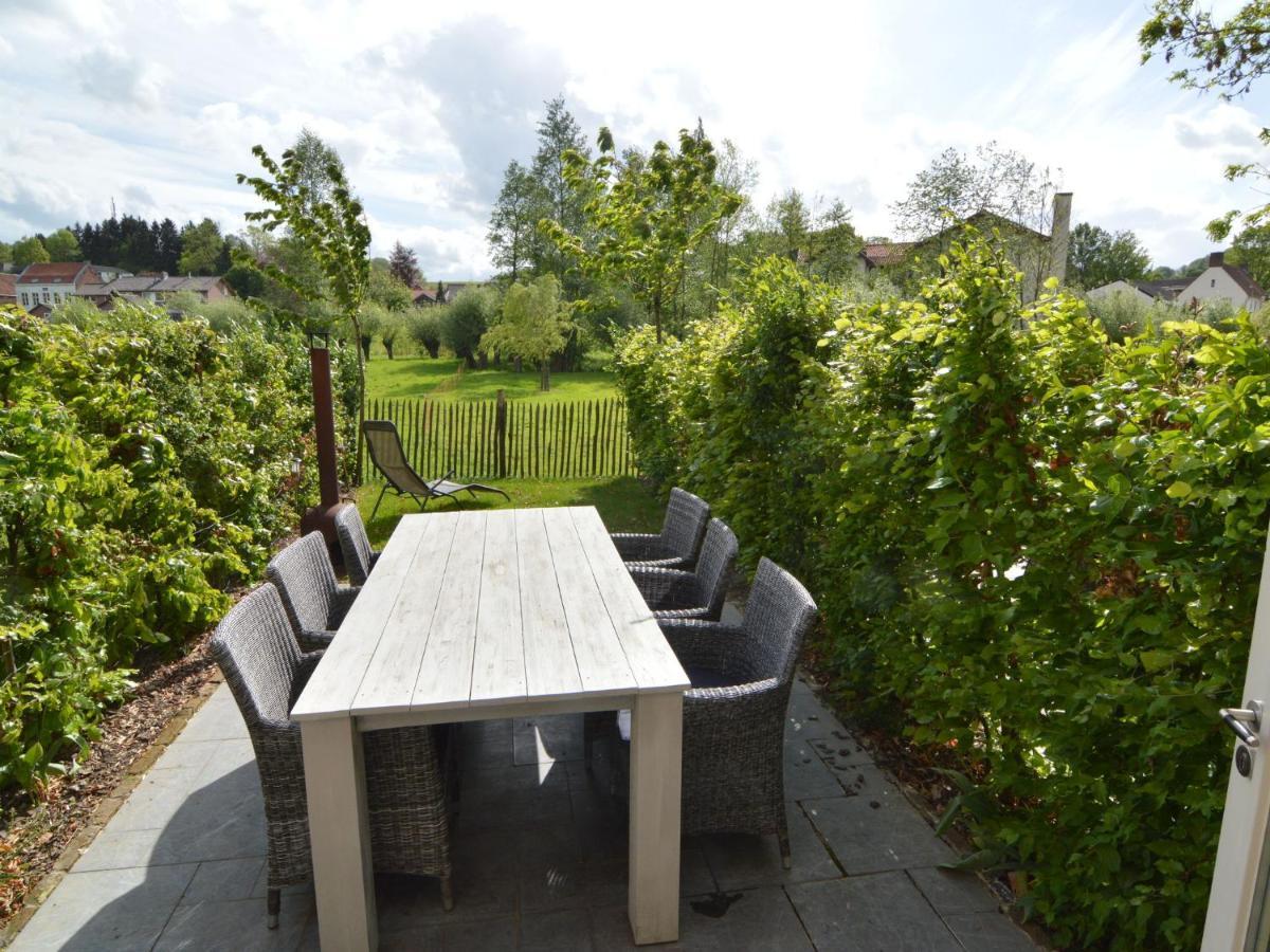 Vakantiehuis Attractively Furnished In *