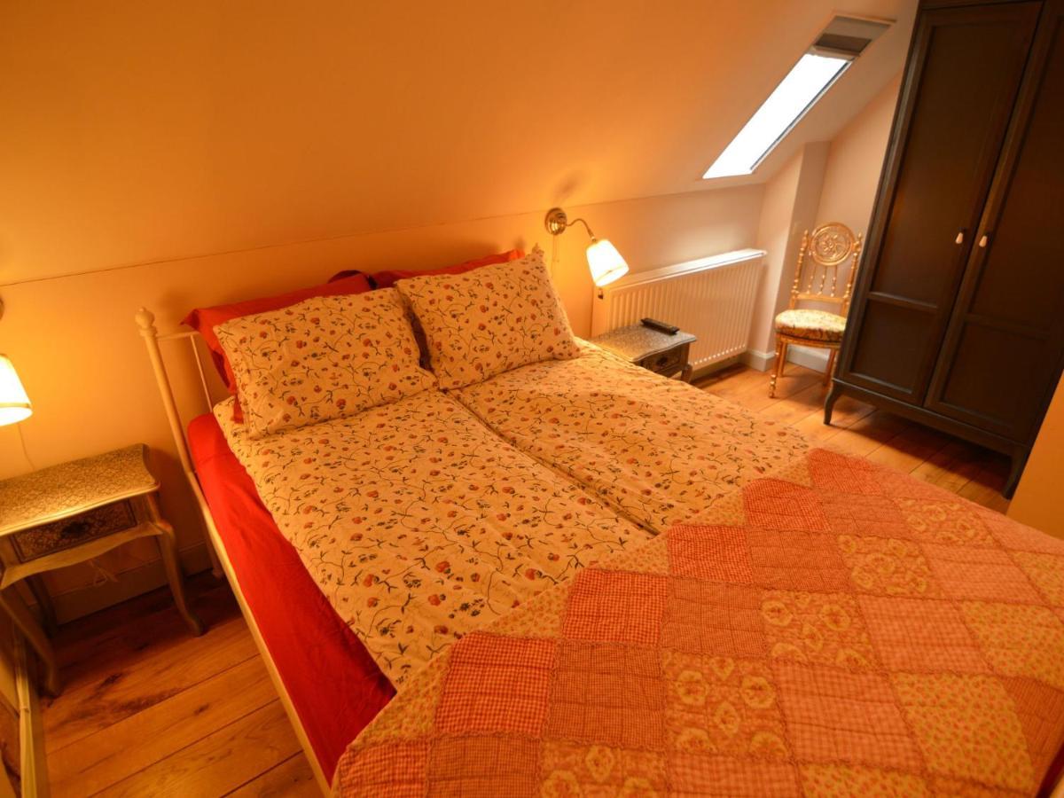 Attractively Furnished In Vakantiehuis *