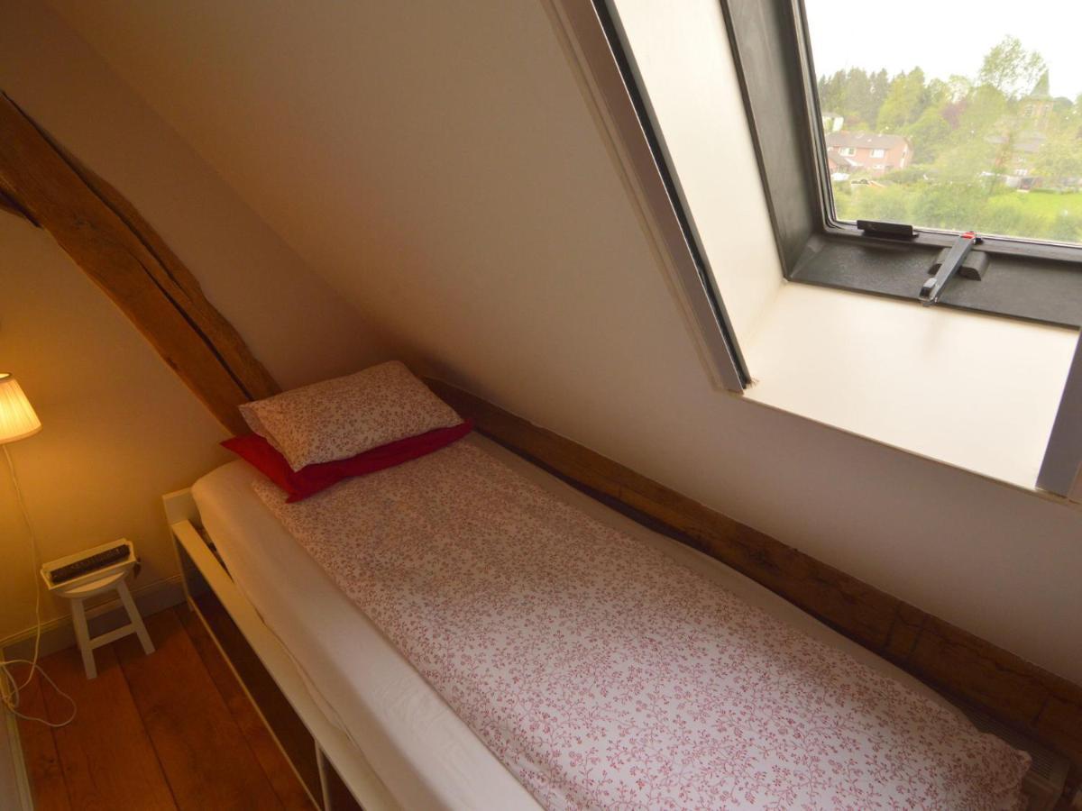 Vakantiehuis Attractively Furnished In *